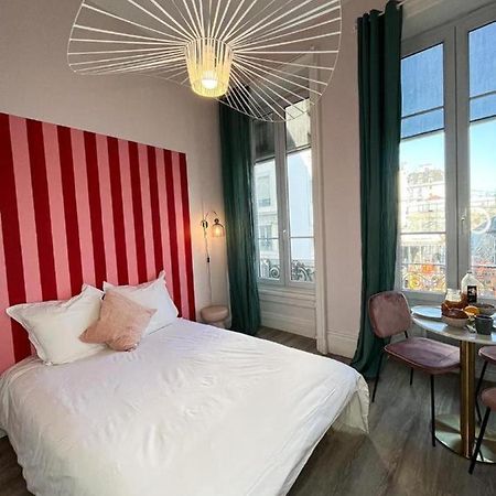 Suite Whitney Lyon Ngoại thất bức ảnh