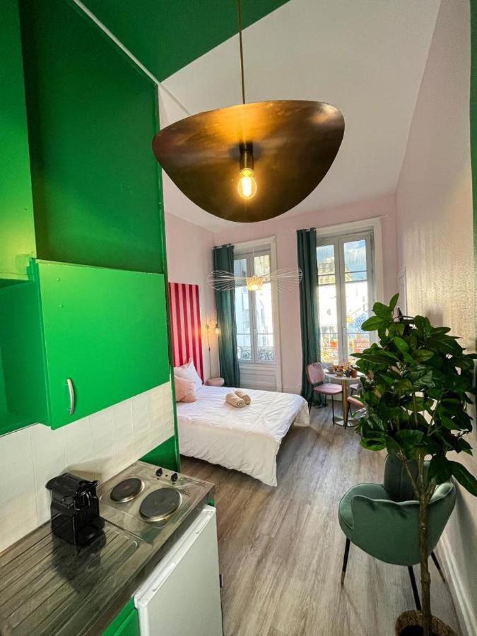 Suite Whitney Lyon Ngoại thất bức ảnh